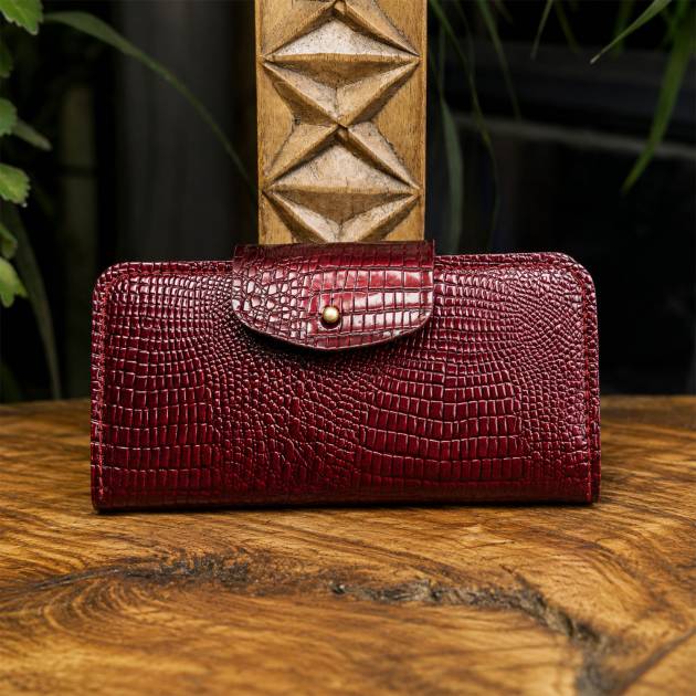 The Muse - Women's Fold Wallet